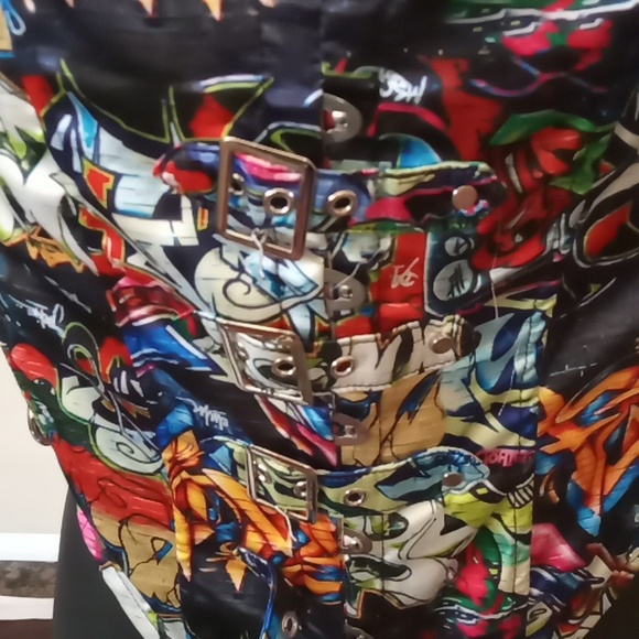 Top - Picture 2 of 8